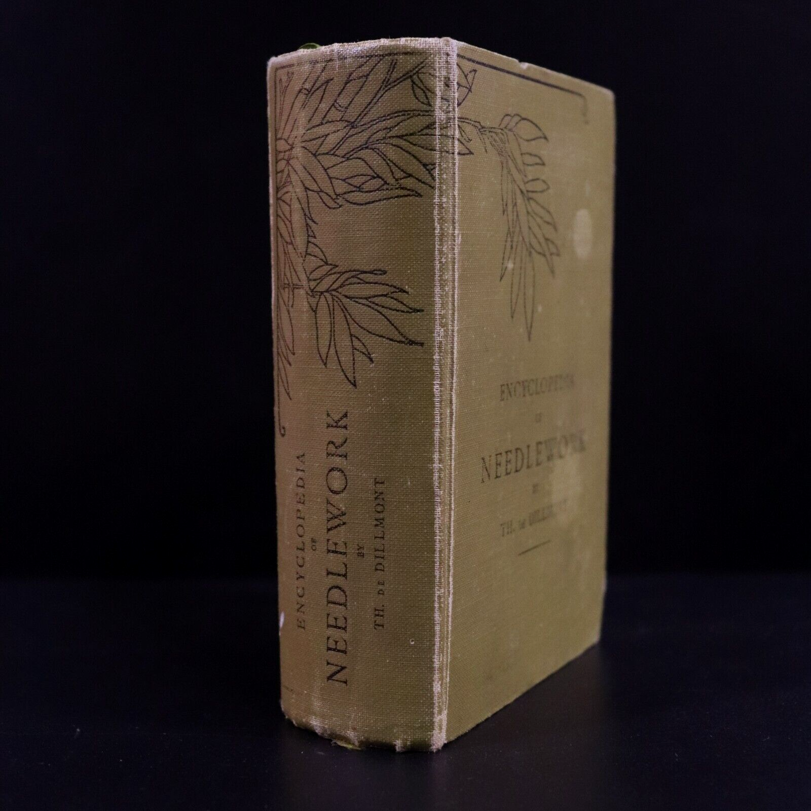 【古書】encyclopedia of needlework Encyclopedia of Needlework: de Dillmont, Therese: Amazon.com