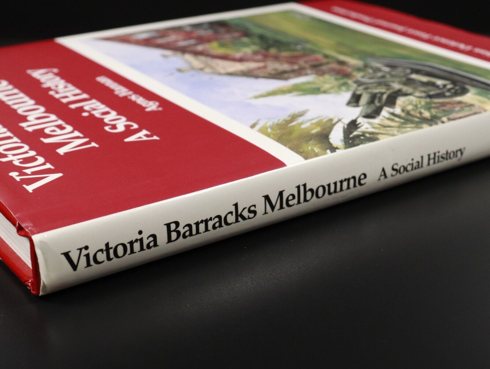 1995 Victoria Barracks Melbourne Australian Military History Book 1st Edition