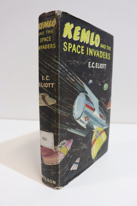 1961 Kemlo And The Space Invaders by EC Eliott Classic Science Fiction Book
