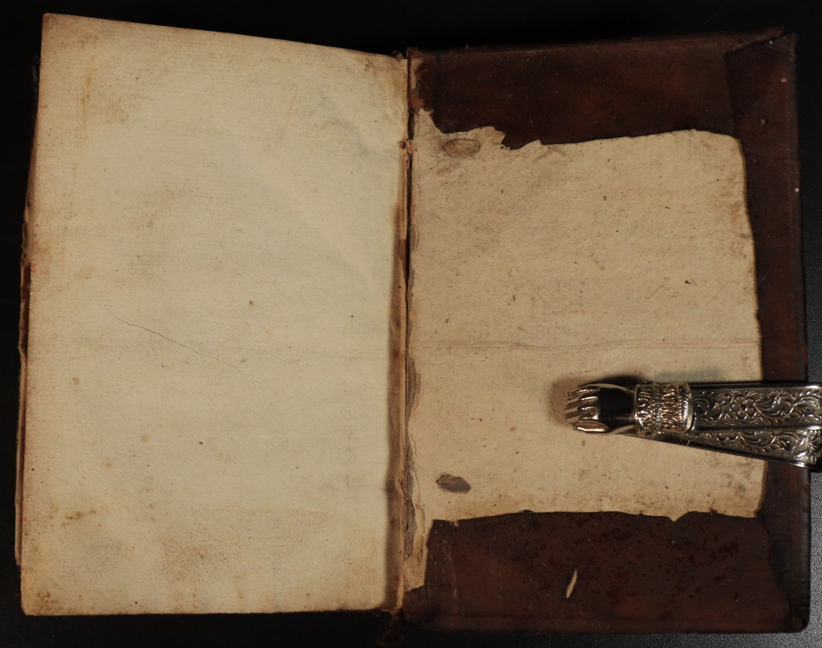 09c1b8d2-41e0-4361-b11b-b288abe86aef