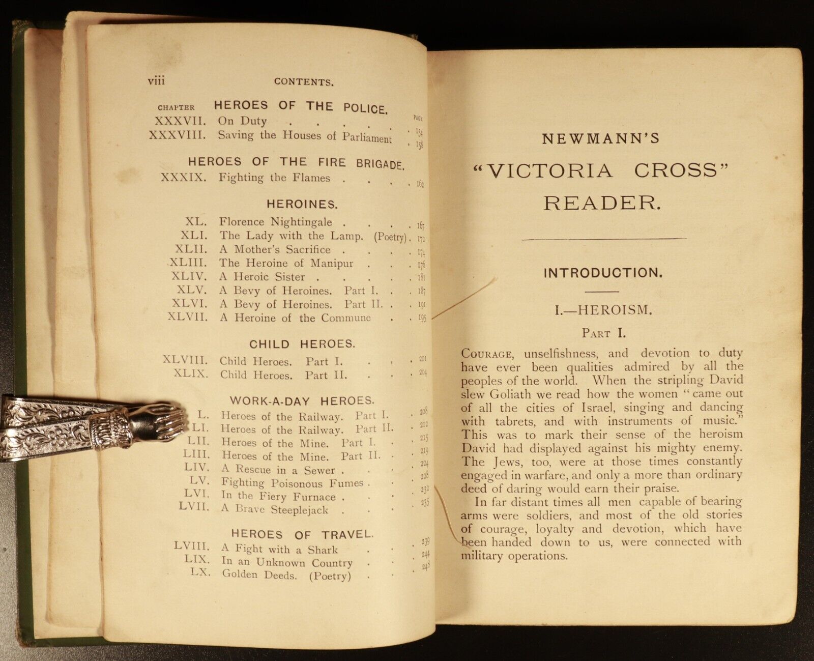 1905 The Victoria Cross Reader by E. Protheroe Antique Military History  Book