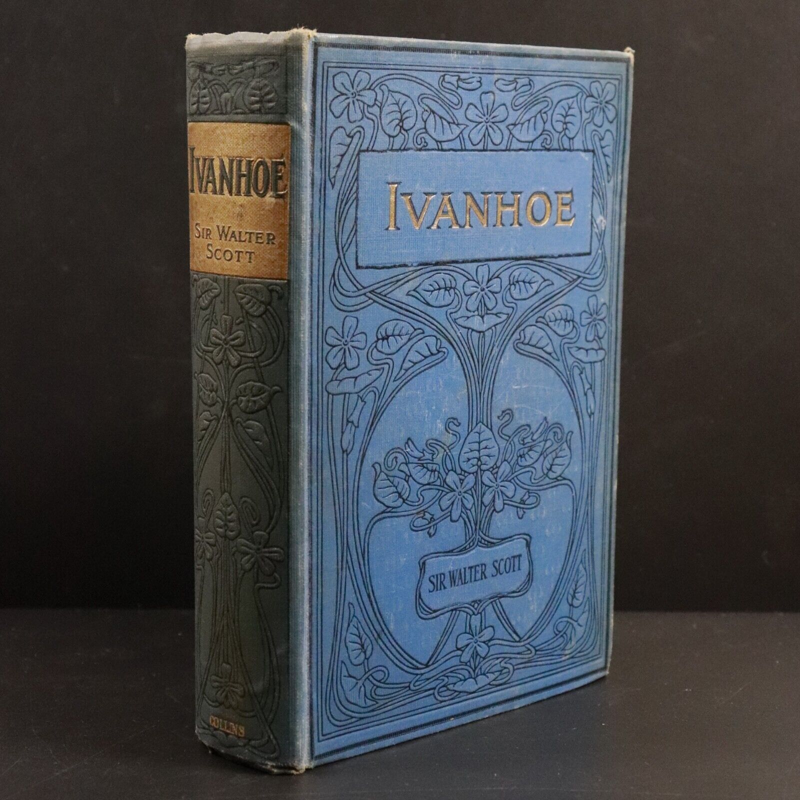 c1905 Ivanhoe by Sir Walter Scott Antique Classic Fiction & Literature Book