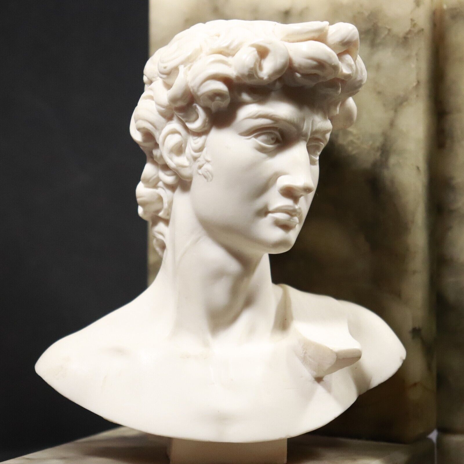 c1960's Genuine Alabaster Italian Made Book Ends With Busts Of David & Aphrodite