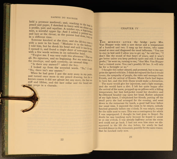 Daphne Du Maurier Rebecca & Midnight Vintage Fiction Books 2vol Heron Books