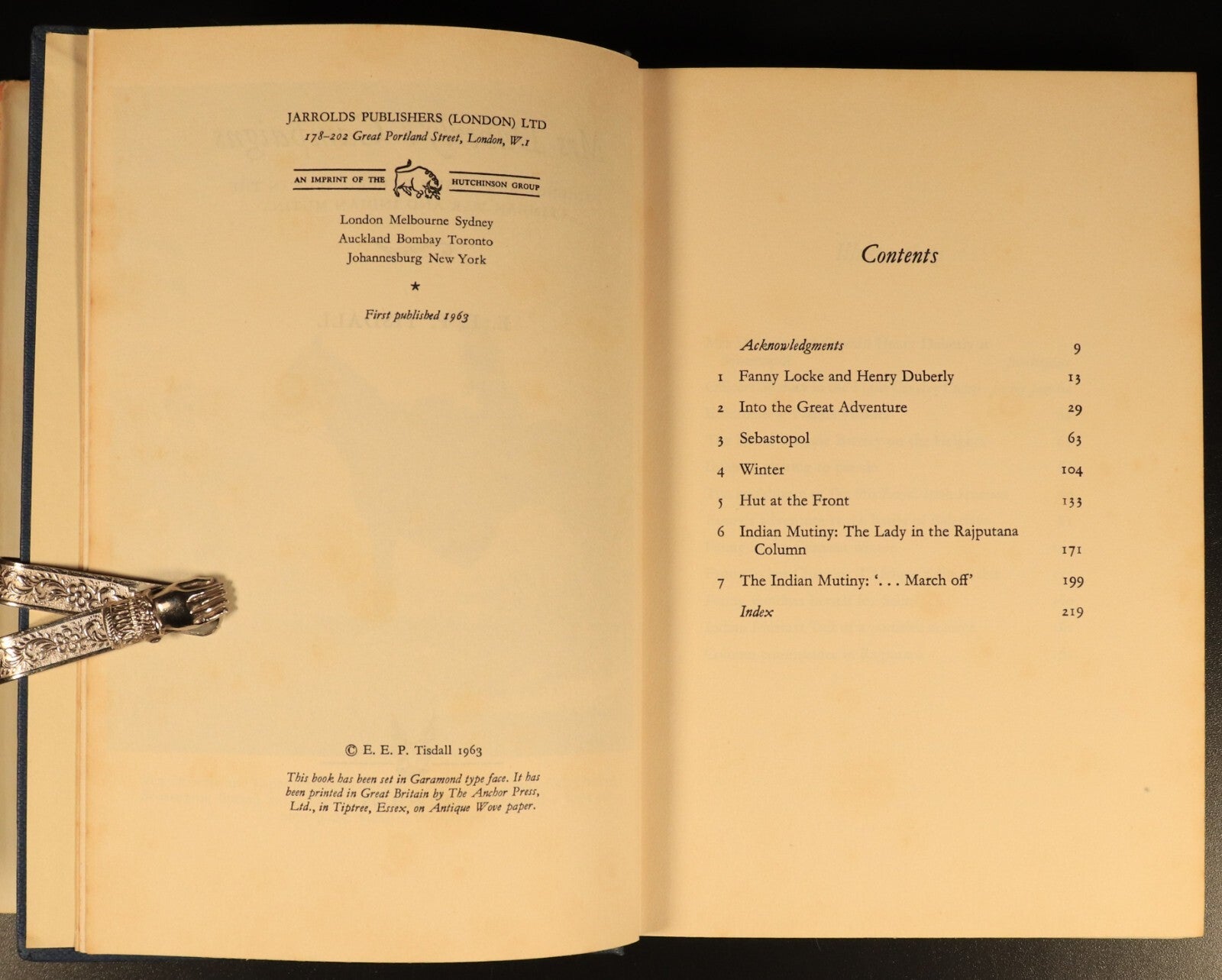 Mrs Duberly's Campaigns by EEP Tisdall 1963 Military History Book Crimean War