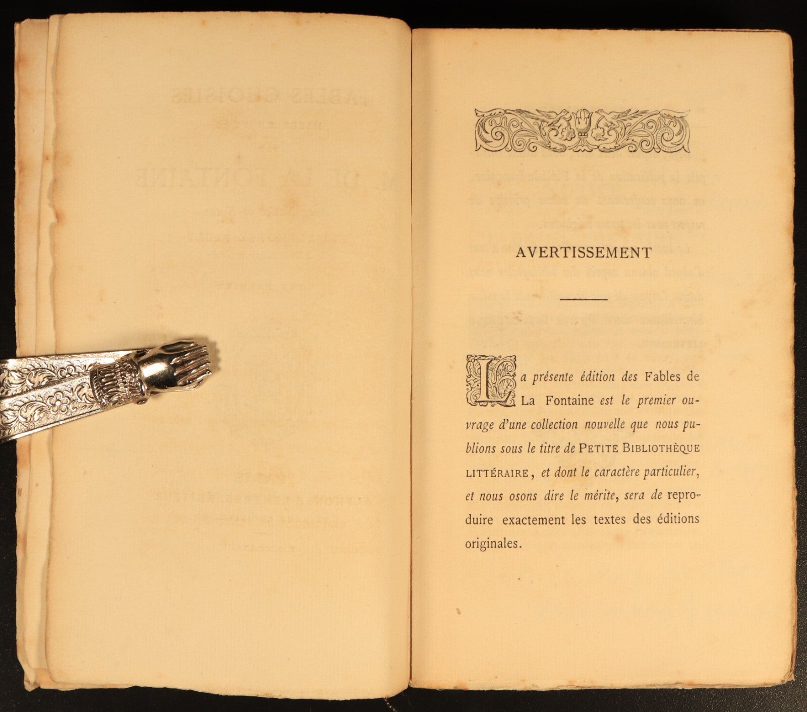 1868 Fables De La Fontaine Antiquarian French Literature Book 2vol Suit Rebind