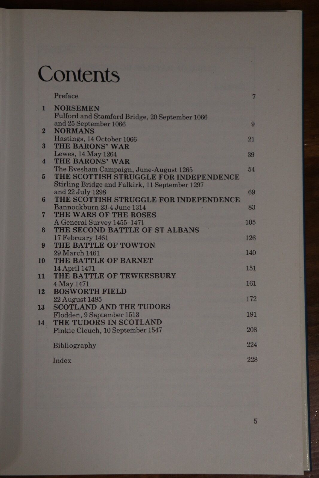 1975 Battles In Britain 1066 to 1547 by William Seymour British Military Book