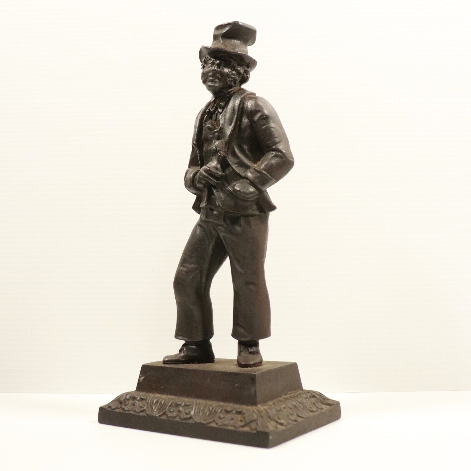 c1920's Antique Cast Iron Dickensian Figurine Sculpture Artful Dodger Dickens