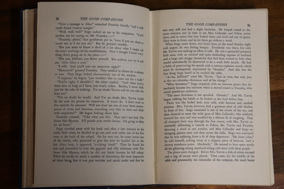 1930 The Good Companions by JB Priestley Antique Fiction Literature Book