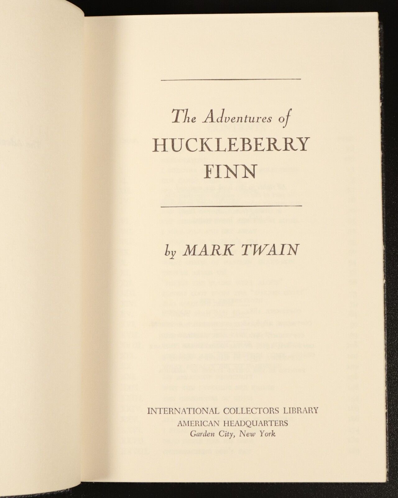 c1950 Huckleberry Finn by Mark Twain International Collectors Library Book