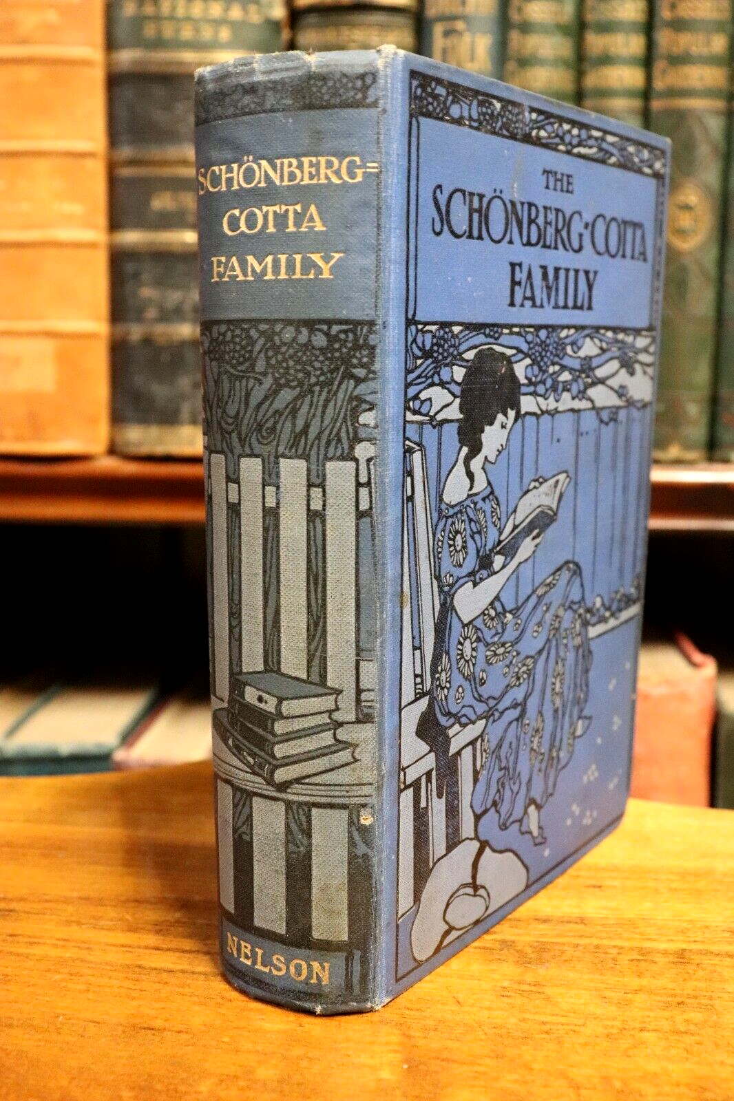 c1910 Chronicles Of The Schönberg-Cotta Family ER Charles Antique Fiction Book