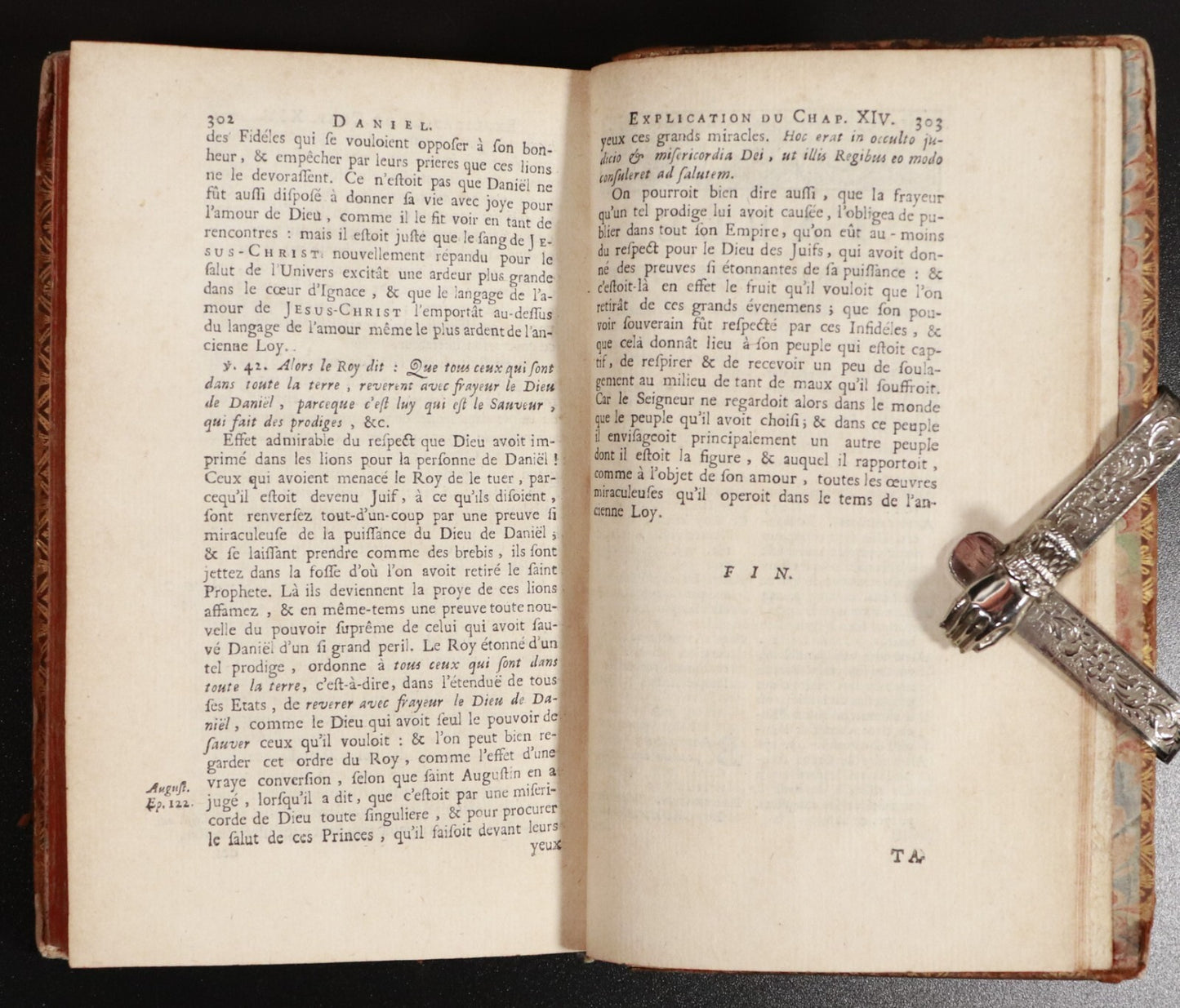 697f94ef-e56f-4c23-a0d5-c8a30939fa60