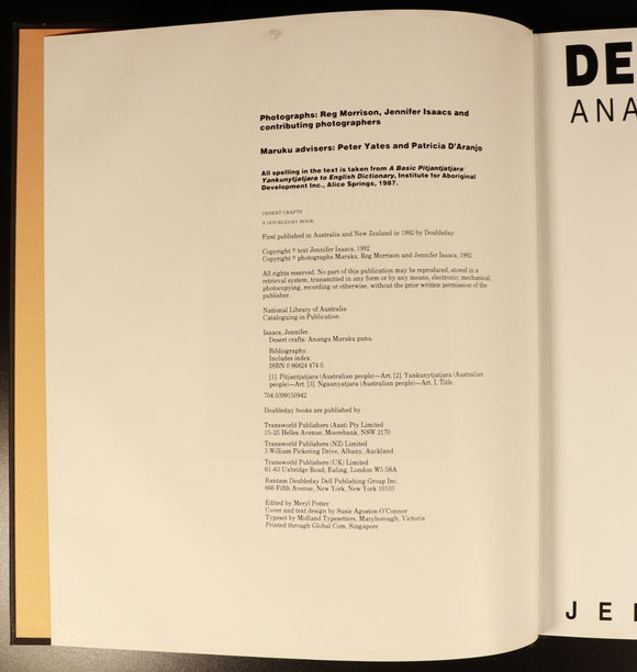 1992 Desert Crafts by Jennifer Isaacs Australian Aboriginal Indigenous Art Book