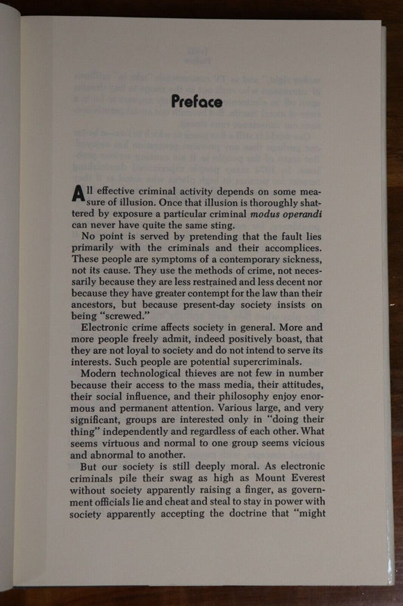 1975 The Electronic Criminals by Robert Farr 1st Edition Crime History Book
