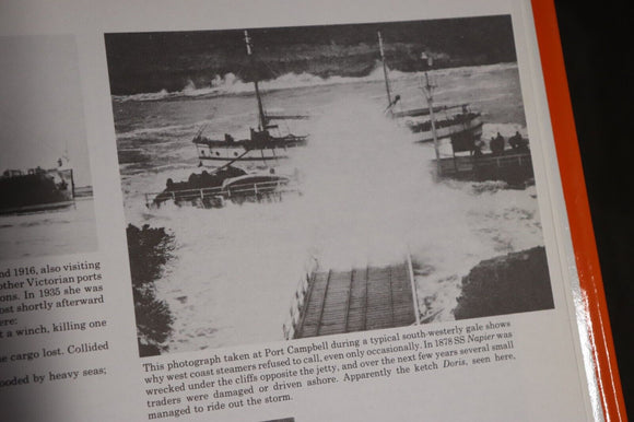 1982 Bay Steamers & Coastal Ferries by J. Loney Melbourne Australia History Book