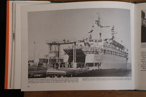 1982 Bay Steamers & Coastal Ferries by J. Loney Melbourne Australia History Book
