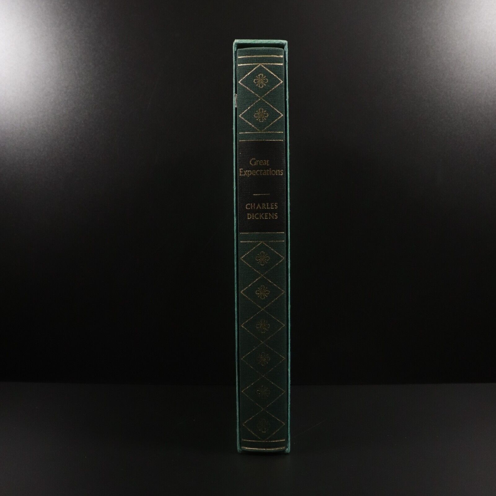 1981 Great Expectations by Charles Dickens Folio Society Fiction Book w/Sleeve