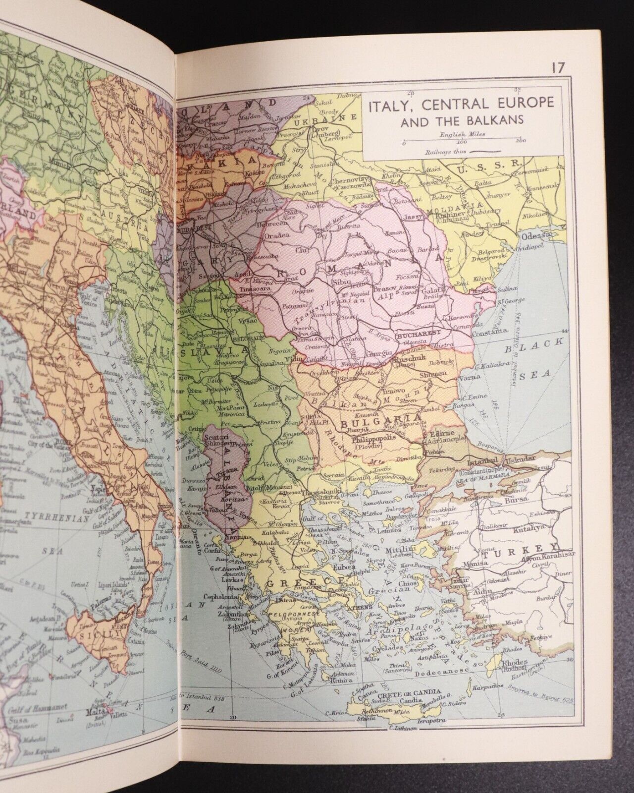 1950 Pears' Cyclopaedia 60th Edition Antique Reference Book Illustrated Maps