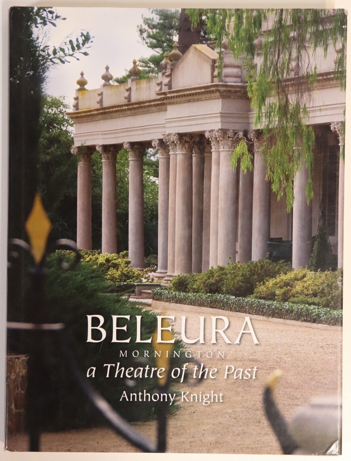 2009 Beleura Mornington by A Knight 1st Edition Australian Architecture Book