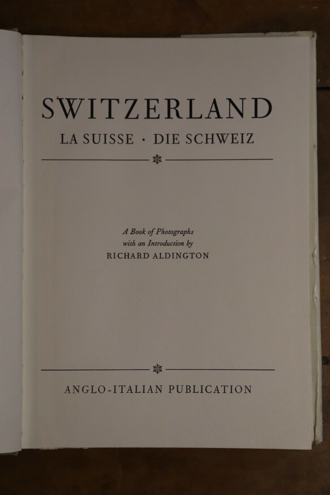 c1950 Switzerland La Suisse Die Schweiz R. Aldington Antique Swiss History Book - 0