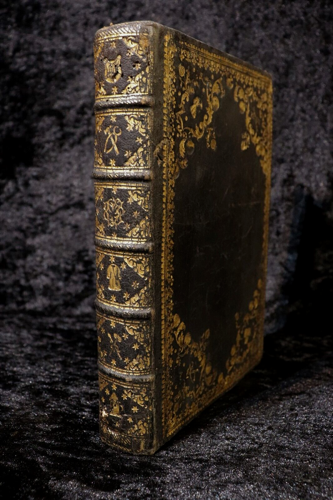 1731 Officium Hebdomadae Sanctae Juxta Forman Missalis Antiquarian Book