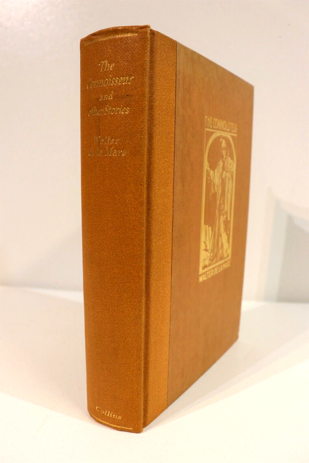 The Connoisseur by Walter De La Mare - 1926 - 1st Edition Literature Book