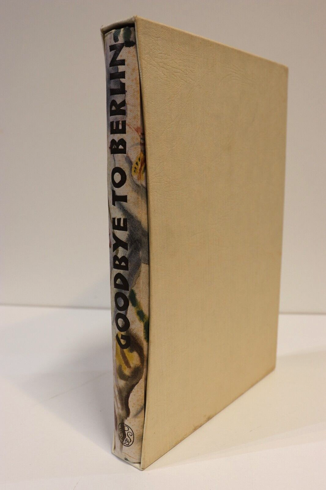 Goodbye To Berlin by Christopher Isherwood - 1987 - Folio Society Fiction Book
