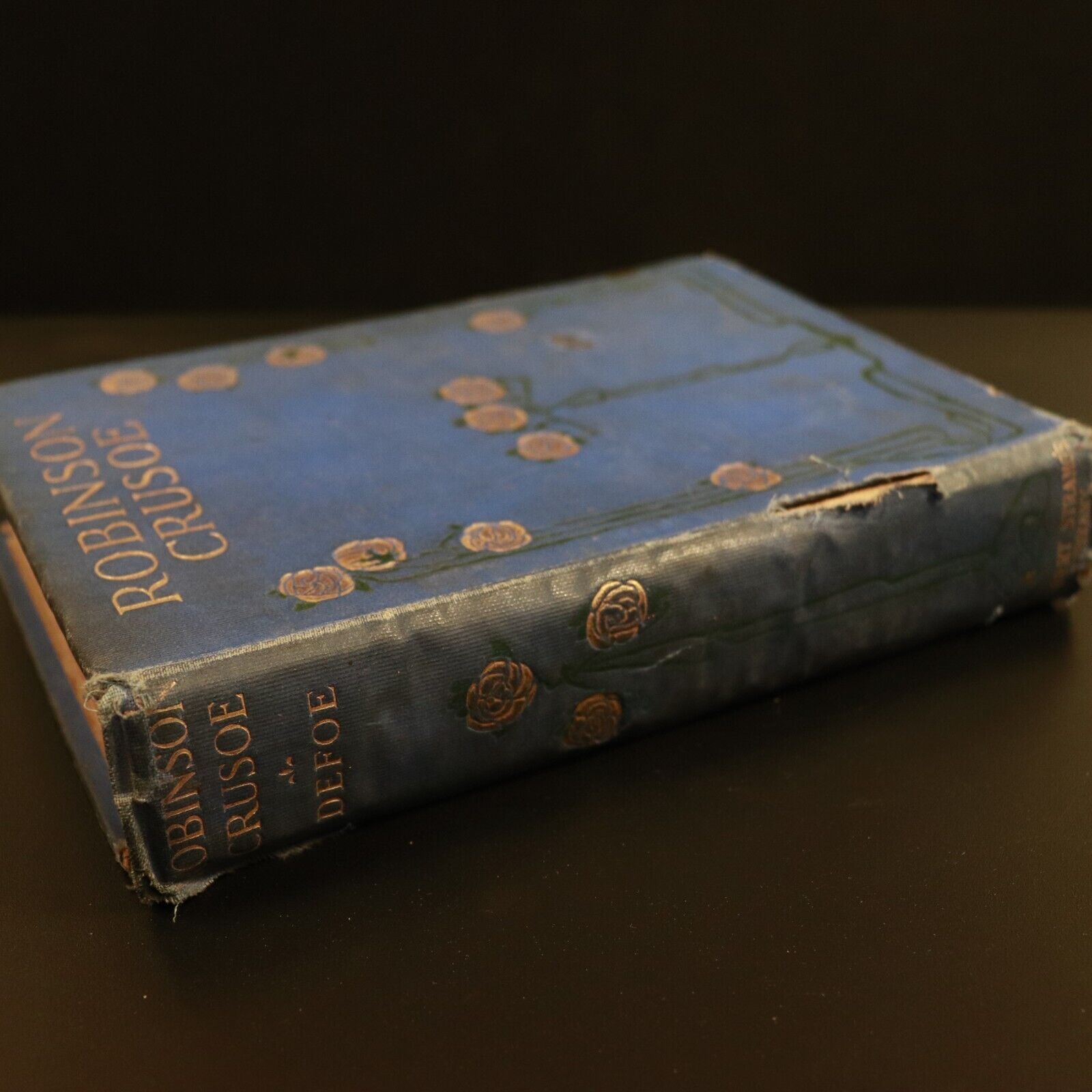 c1910 Robinson Crusoe by Daniel Defoe Antique Classic Fiction Book