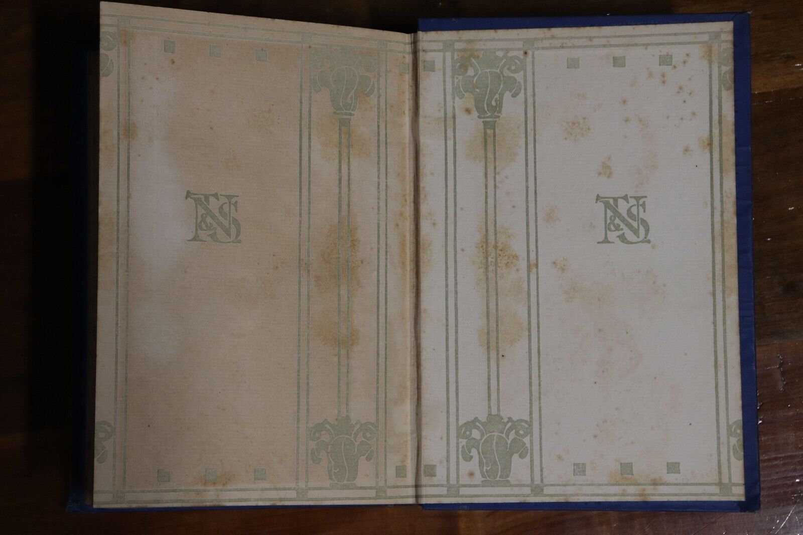 Chronicles Of The Schönberg-Cotta Family - c1910 - Antique Literature Book