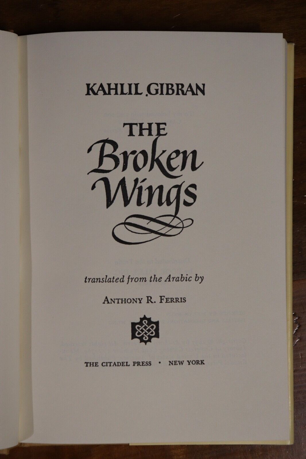 1957 The Broken Wings by Kahlil Gibran Vintage Philosophy Literature Book