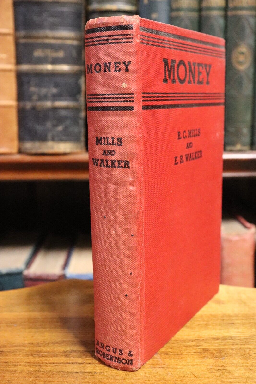 Money by RC Mills & ER Walker - 1941 - Australian Financial Reference Book - 0
