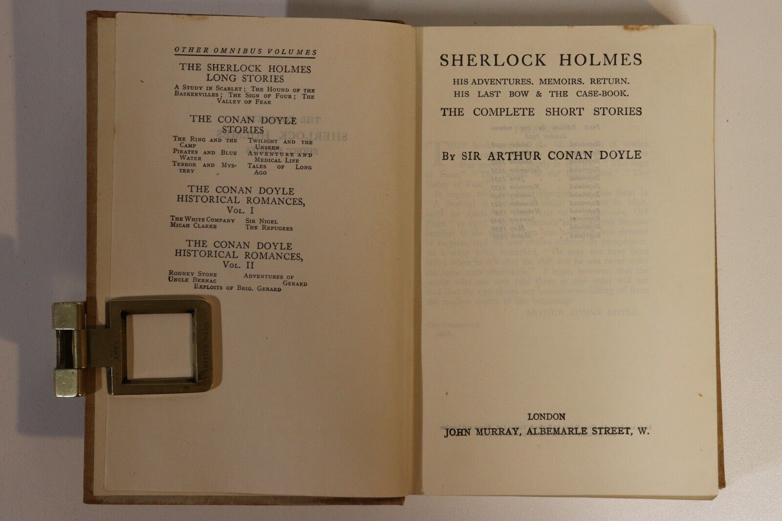 Sherlock Holmes: The Complete Long & Short Stories - 1952 - Fiction Books