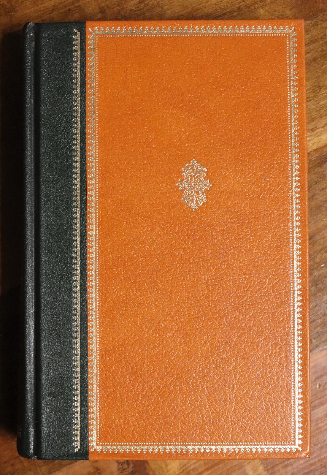 Treasury Of Charles Dickens - 1985 - Leather Bound Classic Literature Book