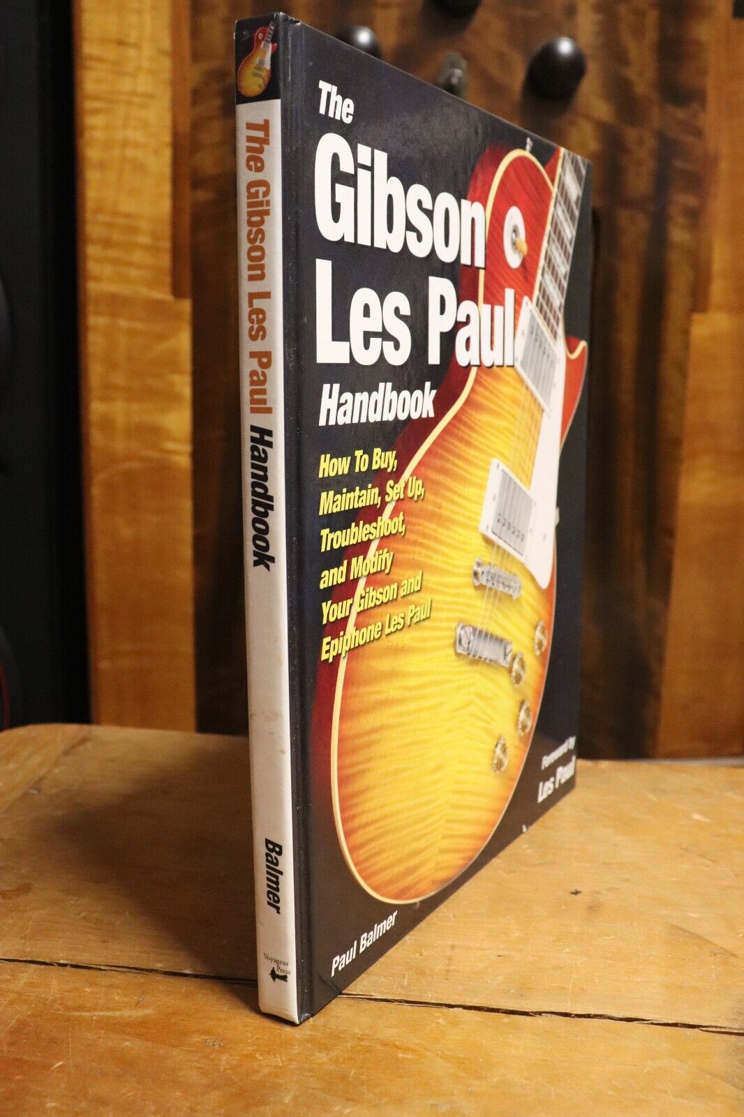 The Gibson Les Paul Handbook by Paul Balmer - 2009 - 1st Edition Guitar Book