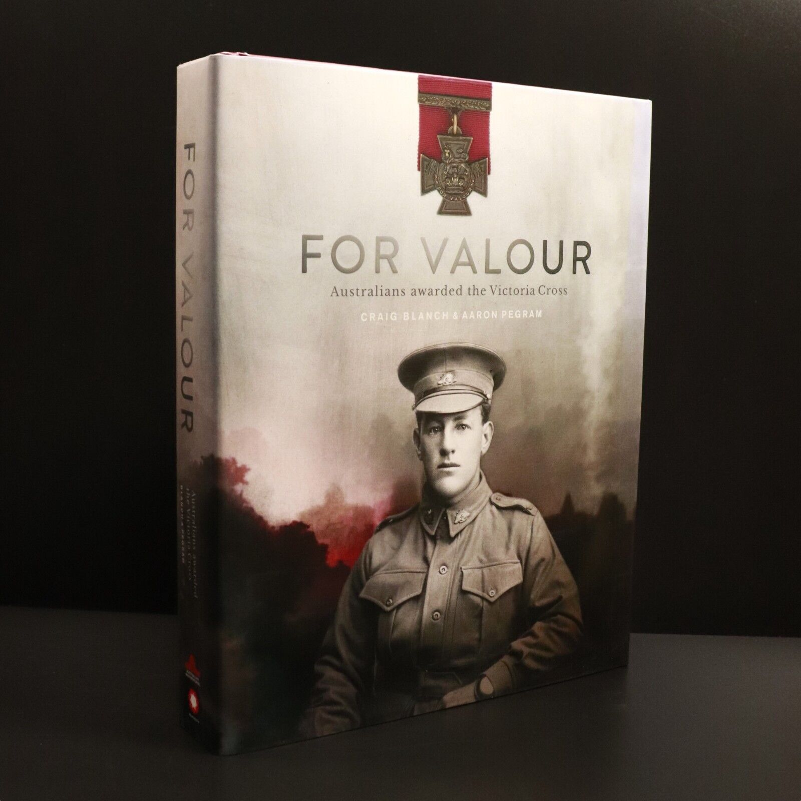2018 For Valour Australians & Victoria Cross by C. Blanch Military History Book