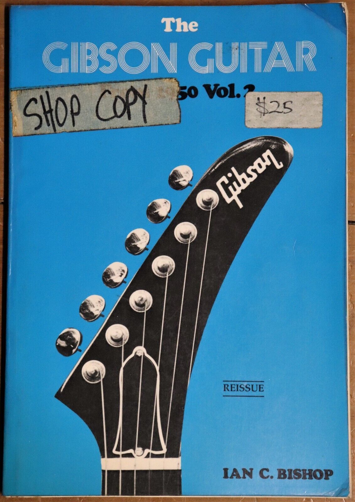 1990 The Gibson Guitar Vol. 2 by Ian C Bishop Gibson Guitar Reference Book