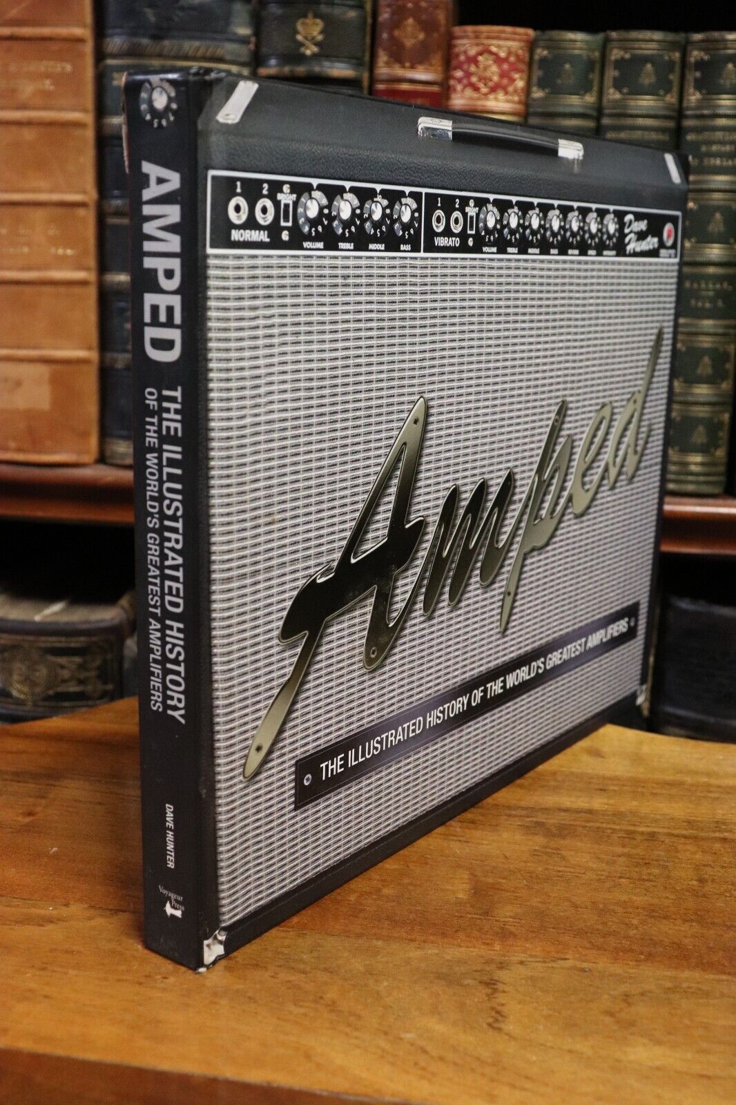 Amped: History Of World's Guitar Amplifiers - 2012 - 1st Edition Reference Book - 0