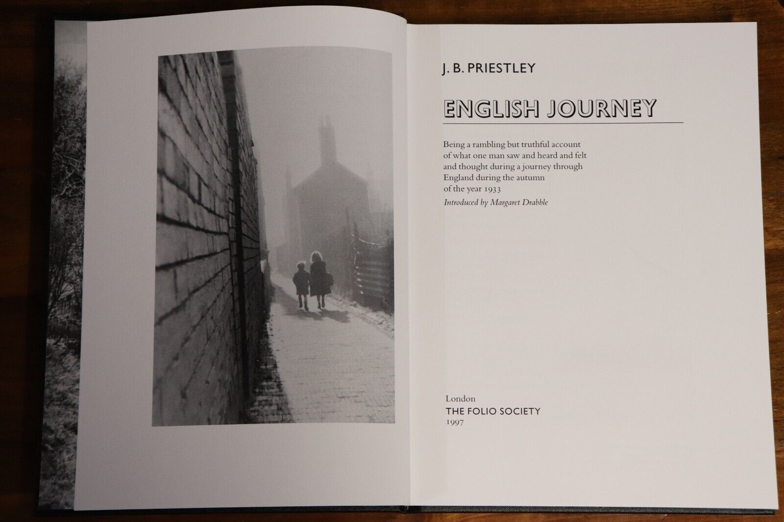 English Journey by JB Priestley - 2001 - Folio Society - British History Book - 0