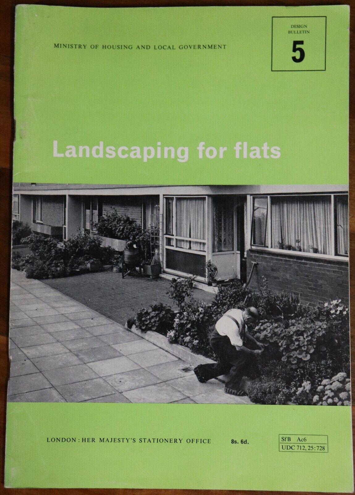 Landscaping For Flats: London - 1963 - British Town Planning Architecture Book